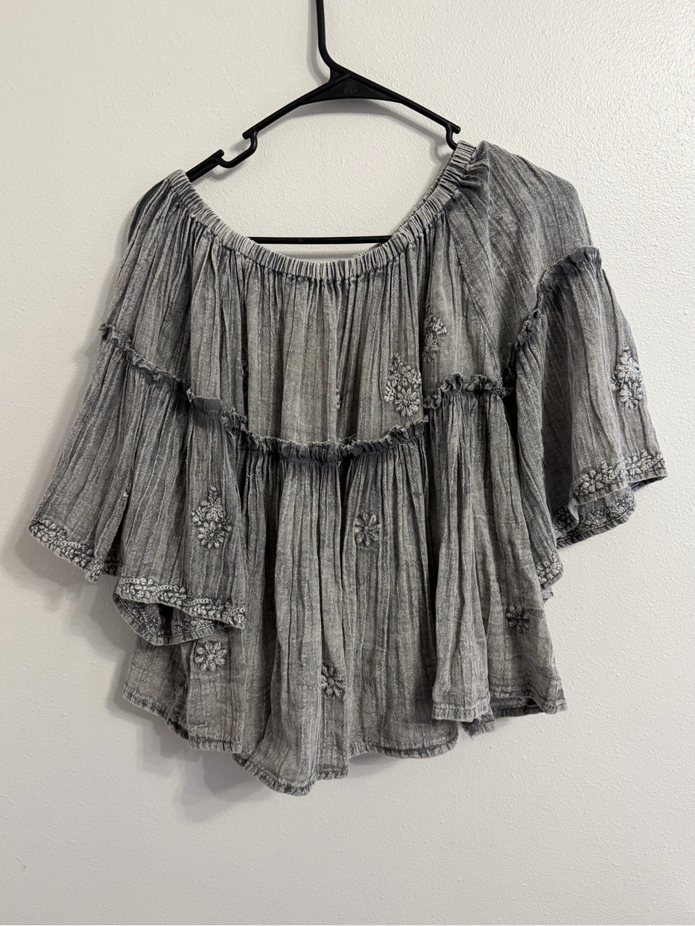 POL Off the Shoulder Blouse